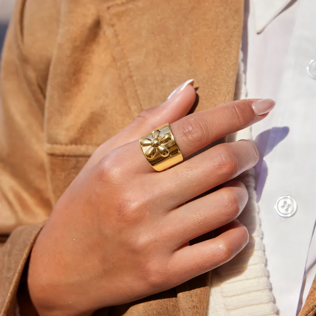 Vintage Bloom Ring
