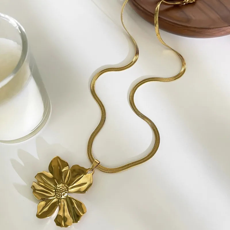 Golden Bloom Necklace