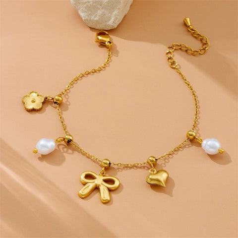 Golden Charm Bow Bracelet
